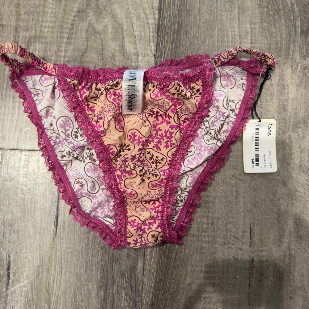 NWT Love Stories Isa Lace Briefs Panties Purple Pink Lace Size L Anthropologie